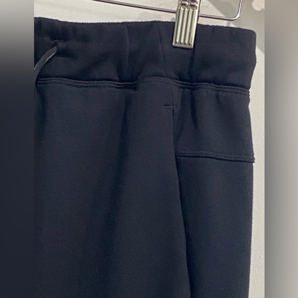 🍾🥂Host pick🎉Lululemon M  Syntech black mens pants 27.5” inseam - Picture 10 of 16